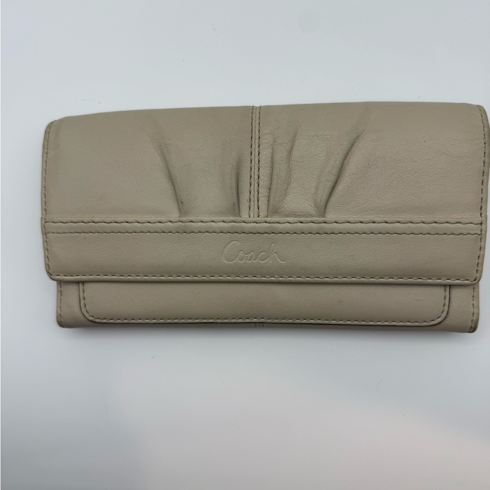 Coach SoHo Bone leather Long Wallet